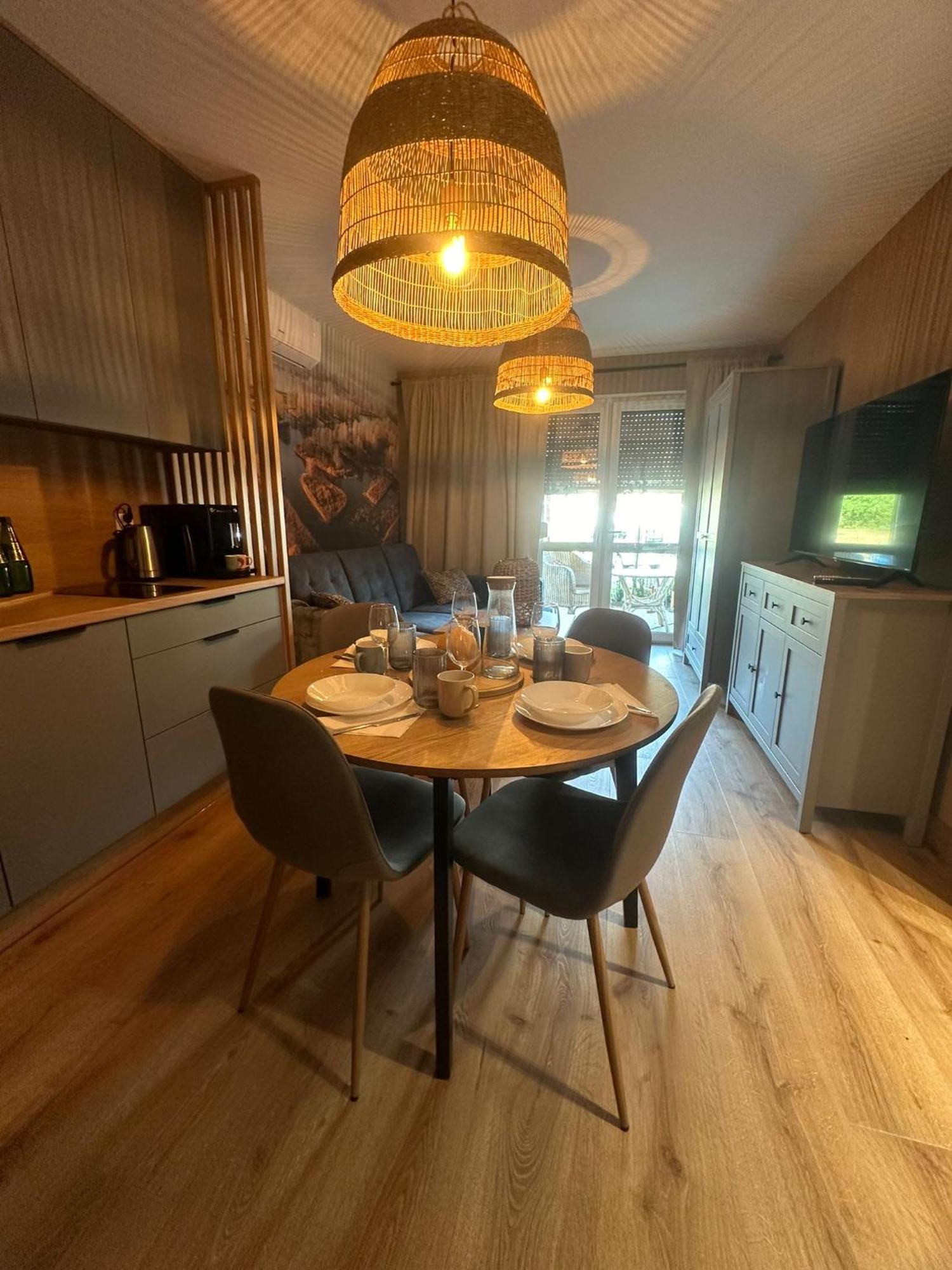 Apartament 8 Z Ogrodkiem I Prywatna Sauna, Rowery, Spacery W Dolinie Baryczy - 5D Apartamenty Міліч Екстер'єр фото